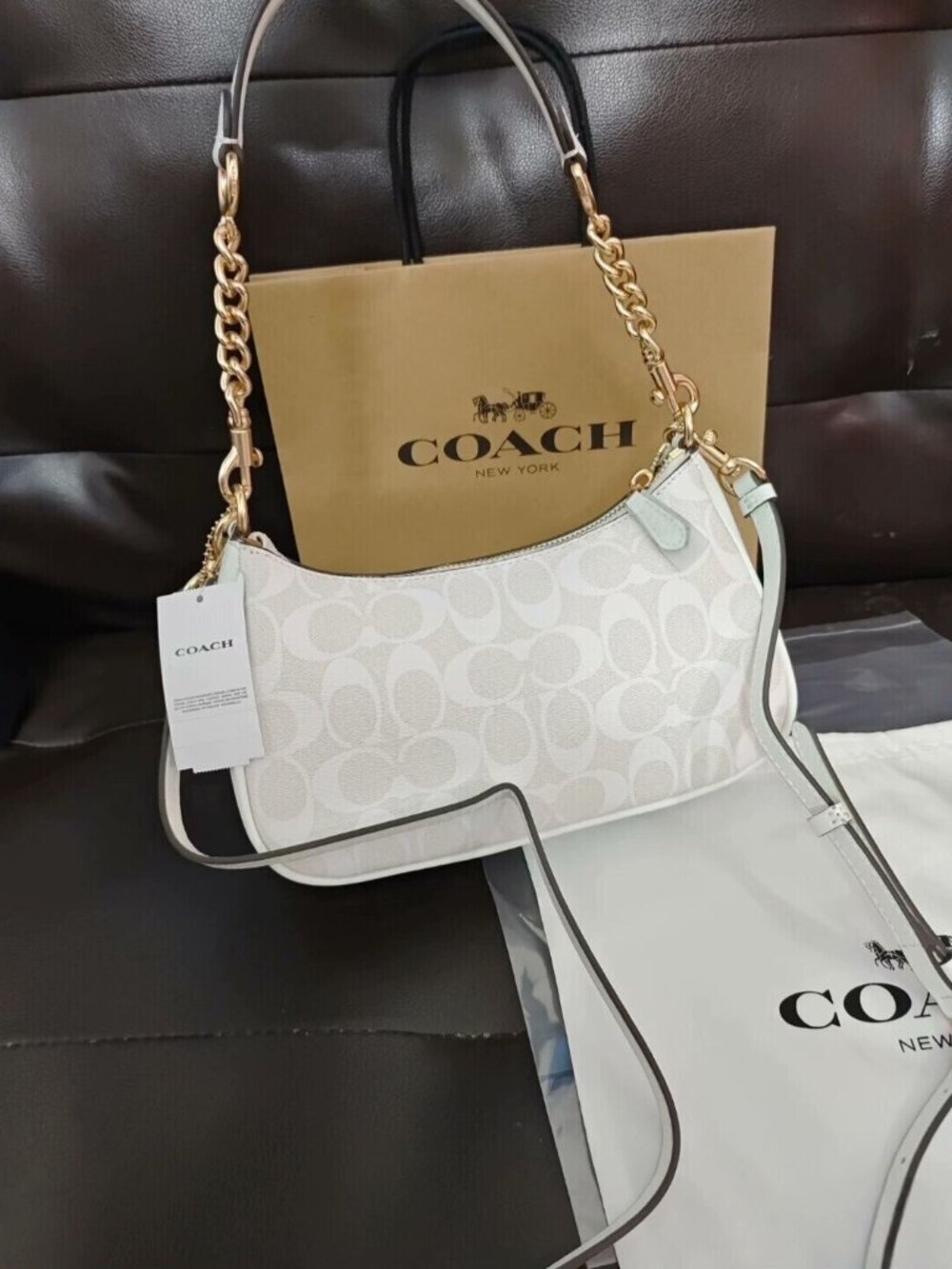 NWT Coach Teri Shoulder Bag In Signature Canvas CA548 - Picture 2 of 8